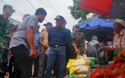 Jelang Ramadan, Pj Bupati Bone Pantau Harga di Pasar Tradisional 