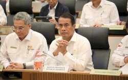 Raker di DPR, Mentan Pastikan Tambahan Pupuk Sudah Disetujui