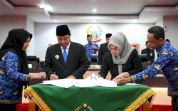 Empat Perda Baru Disahkan, Pj Gubernur Bahtiar Segera Terbitkan Pergub