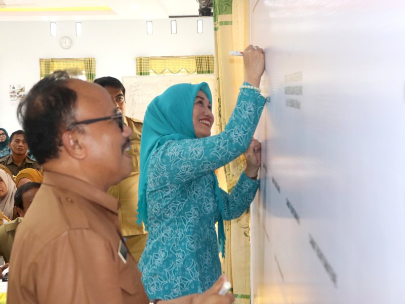 PKK Selayar Sosialisasi dan Advokasi Imunisasi Dasar Lengkap