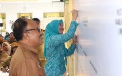 PKK Selayar Sosialisasi dan Advokasi Imunisasi Dasar Lengkap