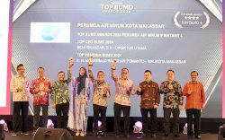Pemkot Makassar Raih Lima Penghargaan Sekaligus Top BUMD 2024