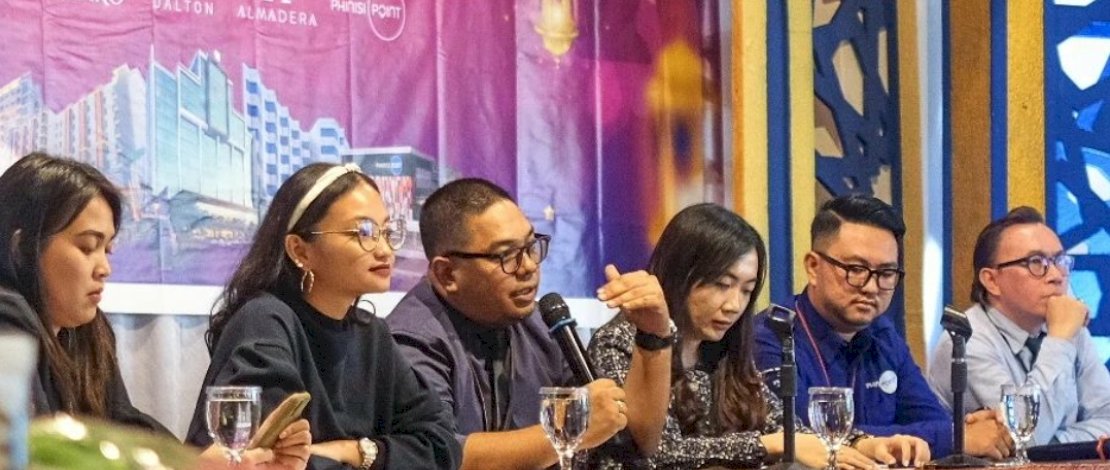 Marcom Manager Claro Makassar, Ricwan&nbsp;Wahyudi, saat konferensi pers terkait PHI Corner Wedding Ramadan Festival, Jumat, 22 Maret 2024.