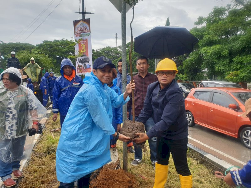 Revitalisasi Lapangan Karebosi, Dispora dan DLH Tanam 2020 Pohon