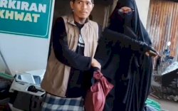 Polisi Tangkap Pria Bercadar di Masjid Salafi Manggala