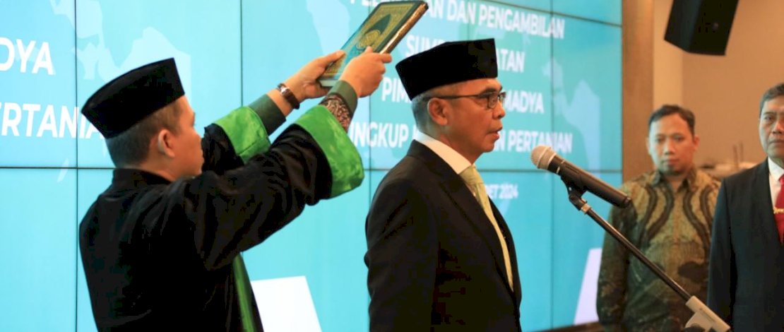 Inspektur Kementerian Pertanian (Kementan), Setyo Budianto, yang baru-baru ini dilantik Menteri Pertanian Andi Amran Sulaiman mendapat kenaikan pangkat bintang tiga atau Komisaris Jenderal (Komjen) Polisi.