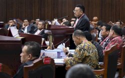 8 Hakim MK Gelar Rapat Rahasia Jelang Putusan Sengketa Pilpres 