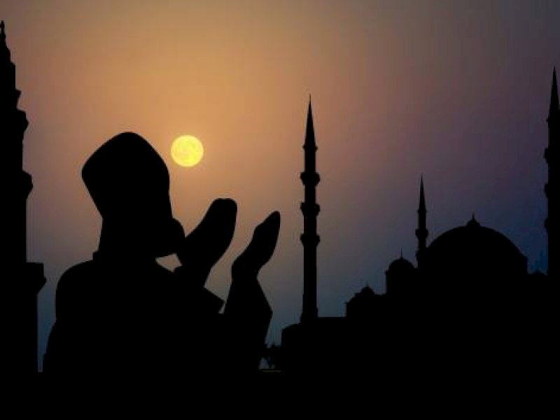 Doa Malam Lailatul Qadar Lengkap dengan Terjemahannya 