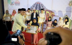 Pj Gubernur Bahtiar dan Danny Pomanto Hadiri Peringatan Nuzulul Qur&rsquo;an di Masjid Kubah 99 Asmaul Husna 