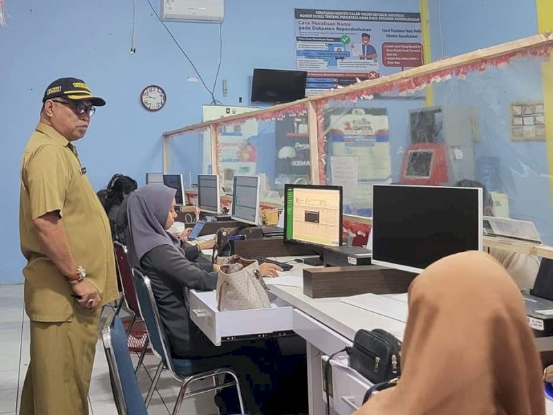 Kadis Dukcapil Lutra Ingatkan Bawa KTP Saat Mudik Lebaran 2024 