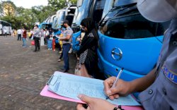 Danny Pomanto Dampingi Pj Gubernur Bahtiar Lepas Ratusan Pemudik Ramadan Berbagi Bahagia Pemprov Sulsel