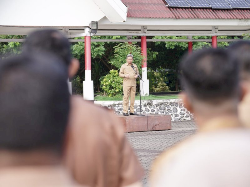 Apel Pagi Pasca Libur Lebaran, Pj Sekda Sulsel Sampaikan Belasungkawa Bencana Toraja dan Luwu