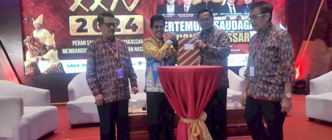 Wakil Bupati Kepulauan Selayar, Saiful Arif, menyampaikan rasa bangga dan bahagianya karena Selayar mendapatkan kehormatan menjadi Ketua Panitia pada Pertemuan Saudagar Bugis-Makassar (PSBM) XXIV Tahun 2024.
