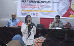 Anggota DPRD Kota Makassar Budi Hastuti Ingatkan Warga Tentang Bahaya Asap Rokok