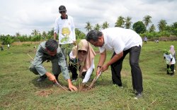 Sulsel Tanam Dua Juta Pohon di Hari Bumi, Terbesar di Indonesia