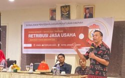 Kasrudi Ingatkan Warga Tentang Retribusi Jasa Usaha