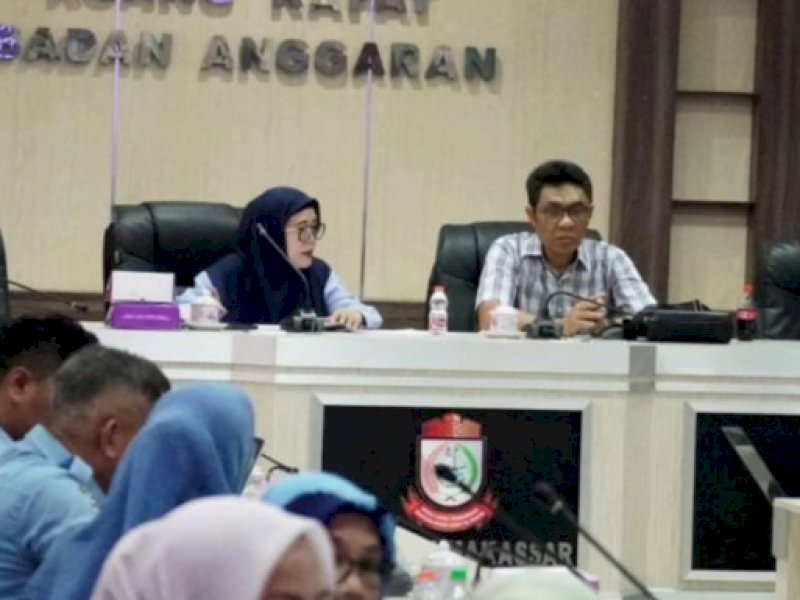 Komisi B DPRD Makassar Bahas Rancangan Perda Pendirian Perusda Terminal Makassar Metro