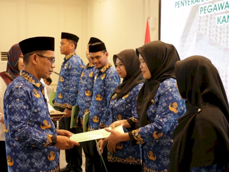 Lantik 91 PPPK Kemenag Sulsel, Kakanwil Minta Berikan Layanan Terbaik Bagi Umat 