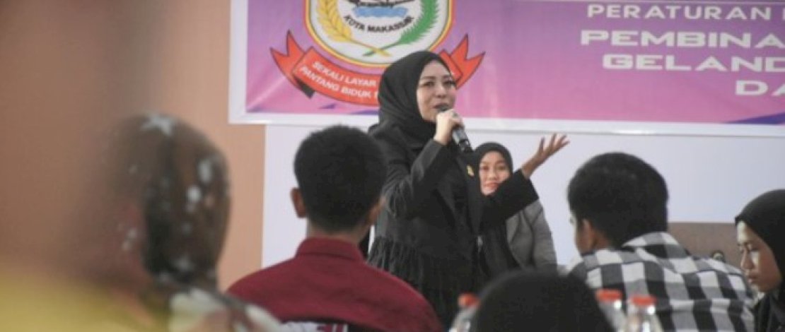 Nunung Dasniar Harap Masyarakat Berperan Atasi Anak Jalanan Nunung Dasniar Harap Masyarakat Berperan Atasi Anak Jalanan