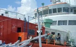 KMP Mishima Tabrak Dua Kapal Kayu di Pelabuhan Rakyat Bajoe