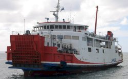 Usai Tabrak Kapal Kayu, KMP Mishima Batal Berangkat, Penumpang Dipindahkan ke KMP Kota Bumi