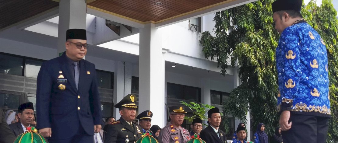 Upacara Peringatan Hari Pendidikan Nasional (Hardiknas) di Halaman Kantor Bupati Kepulauan Selayar, Kamis, 2 Mei 2024.