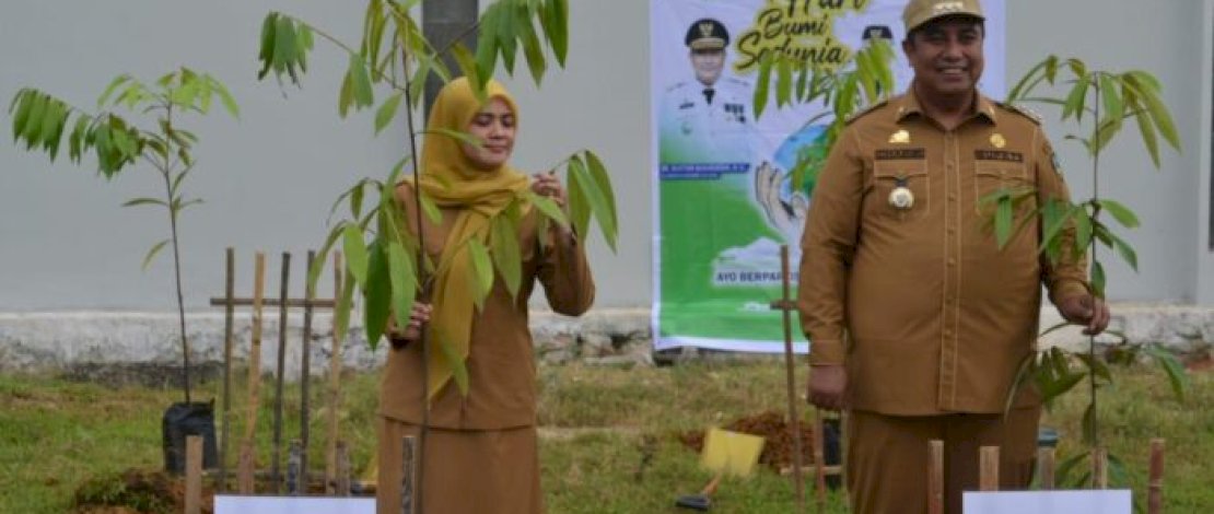 Momentum Hari Bumi, Bupati Maros Target Tanam 100 Ribu Pohon Momentum Hari Bumi, Bupati Maros Target Tanam 100 Ribu Pohon