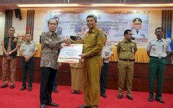 BNPB Beri Bantuan DSP Rp 2,5 Miliar Beserta Logistik untuk Bencana di Sulsel