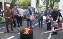 Ikut Musnahkan Barang Bukti Narkotika, Sekda Takalar: Pencegahan Harus Ditingkatkan