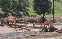 10 Warga Desa Timbussan Berasil Dievakuasi Basarnas Pasca Banjir Bandang Luwu