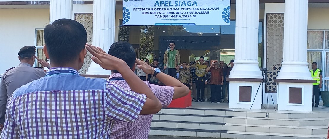Apel siaga dilakukan PPIH Embarkasi Makassar di Asrama Haji Sudiang Makassar. Apel siaga dilakukan PPIH Embarkasi Makassar di Asrama Haji Sudiang Makassar.