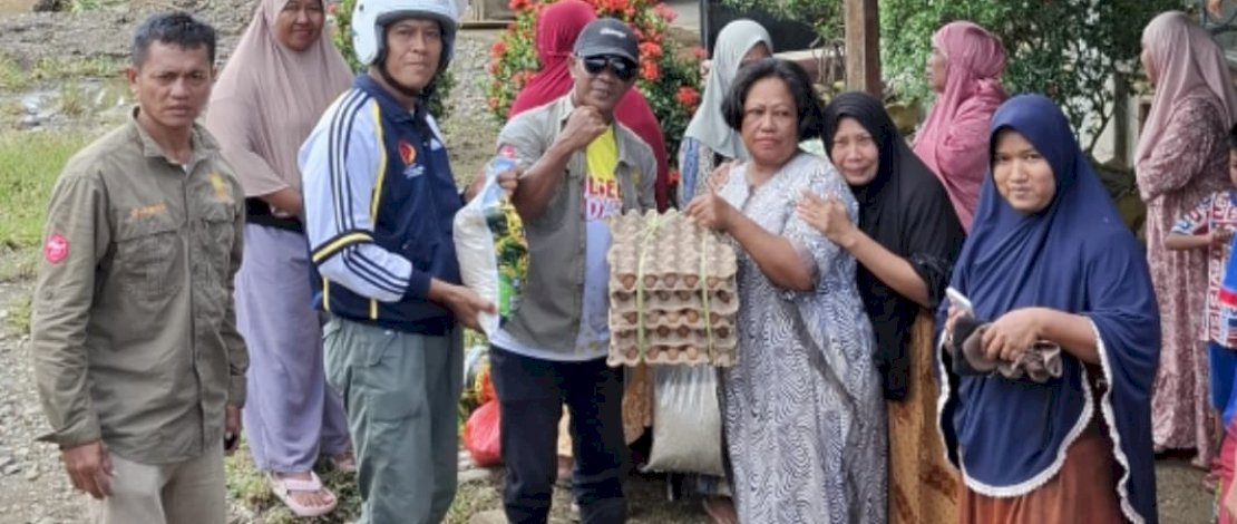 Brigade Alsintan Dinas Pertanian Luwu Utara juga ikut berpartisipasi dalam aksi peduli korban bencana. Brigade Alsintan Dinas Pertanian Luwu Utara juga ikut berpartisipasi dalam aksi peduli korban bencana.
