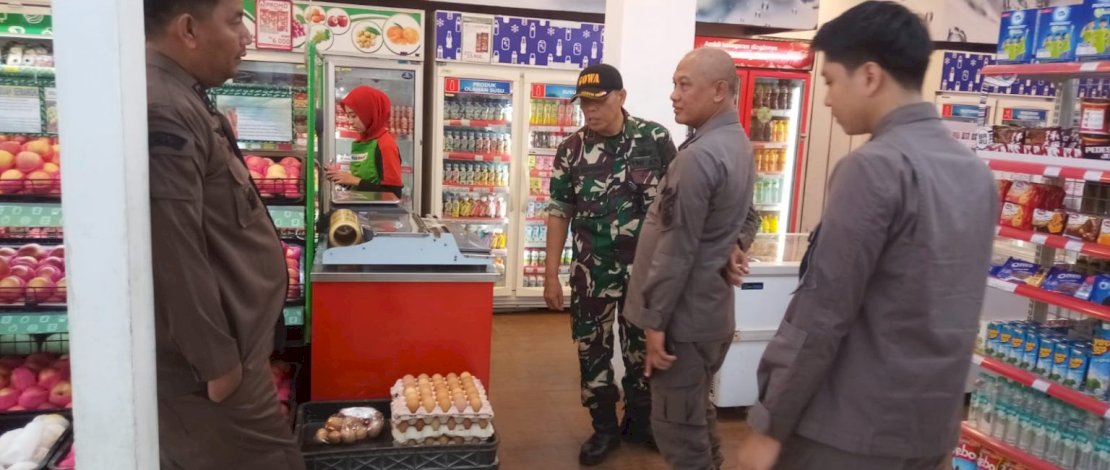 Tim Pengendali Inflasi Daerah (TPID) Kabupaten Gowa turun langsung ke lapangan melakukan pemantauan harga dan stok bahan pokok.