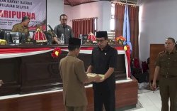 Wabup Saiful Arif Serahkan Ranperda Perlindungan dan Pengelolaan Lingkungan Hidup di Paripurna DPRD 