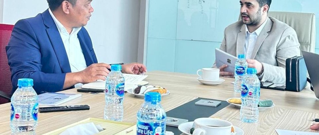 Penjabat Bupati Jeneponto Junaedi Bakri memenuhi undangan untuk menjajaki kerjasama investasi dengan pengusaha Qatar Ali Hadji. Penjabat Bupati Jeneponto Junaedi Bakri memenuhi undangan untuk menjajaki kerjasama investasi dengan pengusaha Qatar Ali Hadji.