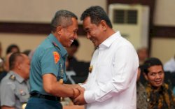 Danlantamal VI Makassar Puji Kekompakan Pj Gubernur Sulsel Penanganan Bencana