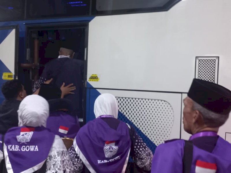 Pesawat Sempat Bermasalah, Jemaah Haji Kloter 5 Embarkasi Makassar Telah Diberangkatkan