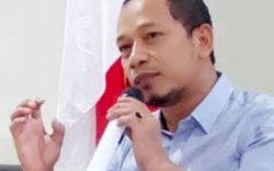 Mahasiswa UIT Makassar Ikuti Ujian Tutup, Sah Gunakan Gelar Akademik Magister Hukum