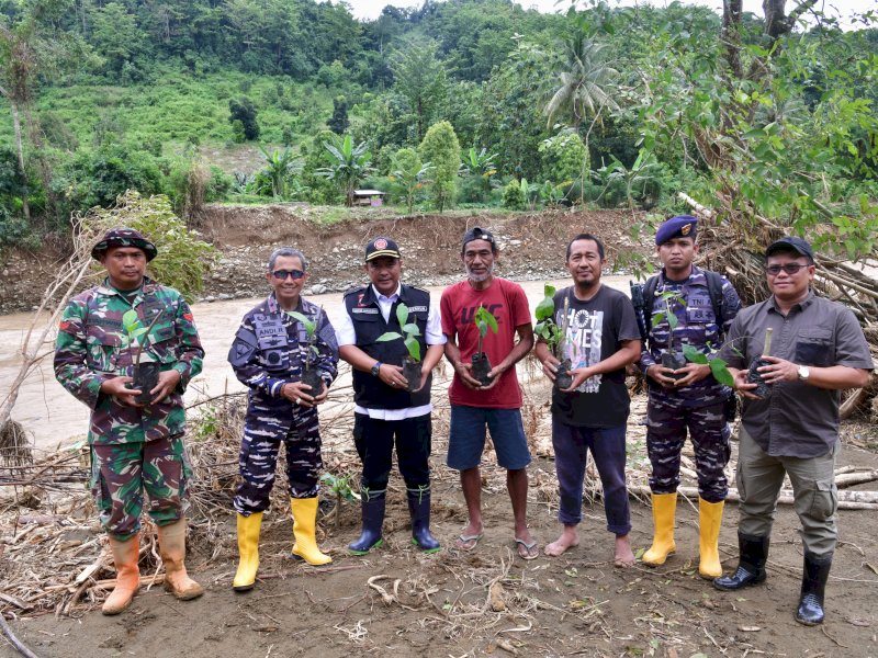 Pj Gubernur Sulsel Keluarkan Surat Edaran Kepedulian Kebersihan dan Penghijauan Lingkungan
