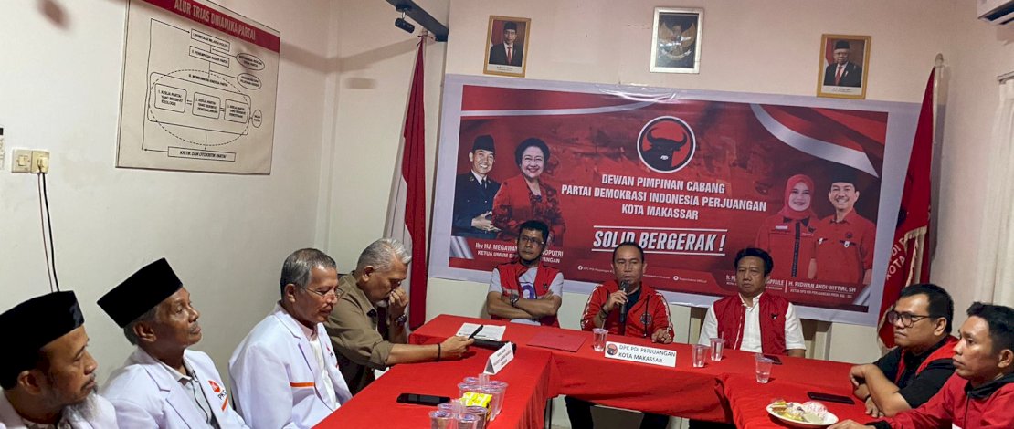 Ketua DPW PKS Sulsel Amri Arsyid bersama Dewan Pakar ke Kantor DPC PDI Perjuangan Makassar disambut hangat dan penuh kekeluargaan oleh Tim Penjaringan Pilkada PDI Perjuangan Makassar Raisuljaiz, di Jalan Serigala No. 86 Makassar, Kamis, 16 Mei 2024.