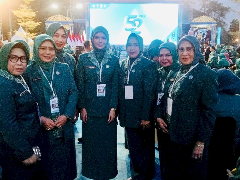Ketua TP PKK Takalar Hadiri Puncak Peringatan HKG PKK ke-52 di Solo 