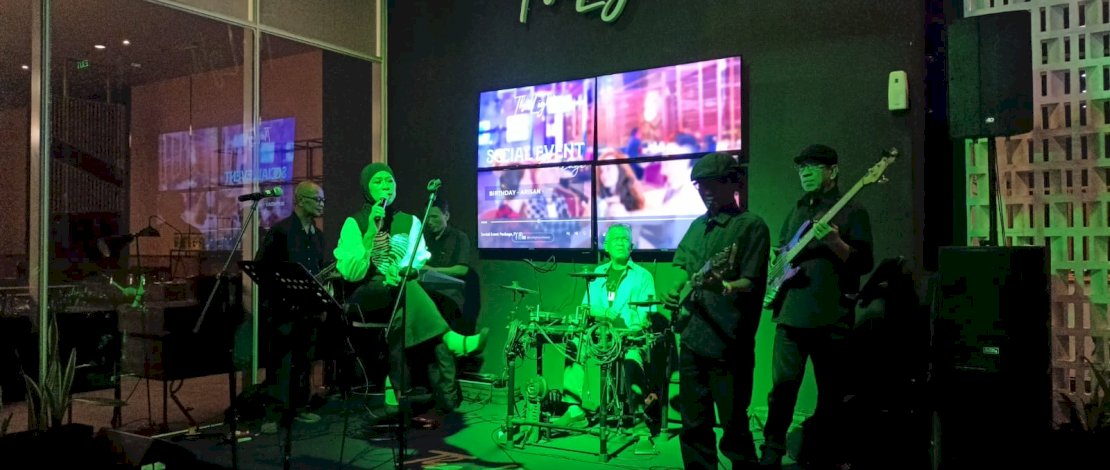 Mercure Makassar Nexa Pettarani Hidupkan Suasana Jazz di Acara Spesial "Down Wine Jazz"