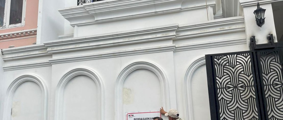 KPK menyita rumah diduga milik Muh Hatta kasus TPPU.