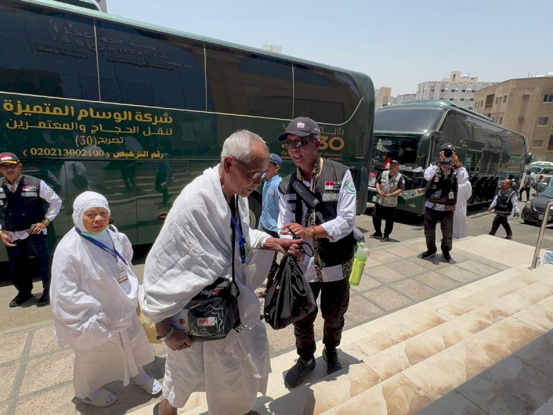 Akan Lakukan Umrah Wajib, 3.425 Jemaah Haji Gelombang 1 Mulai Bergerak ke Mekkah