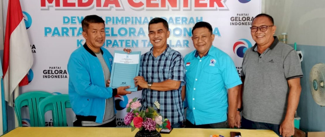 Dinamika Politik Pilkada Takalar 2024: Fatmawati Siap Dampingi Syamsari Kitta Dinamika Politik Pilkada Takalar 2024: Fatmawati Siap Dampingi Syamsari Kitta