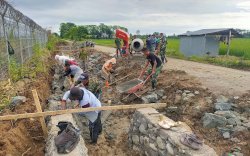 Dedikasi TNI dalam TMMD ke-120 di Desa Pammesakang Menuai Apresiasi