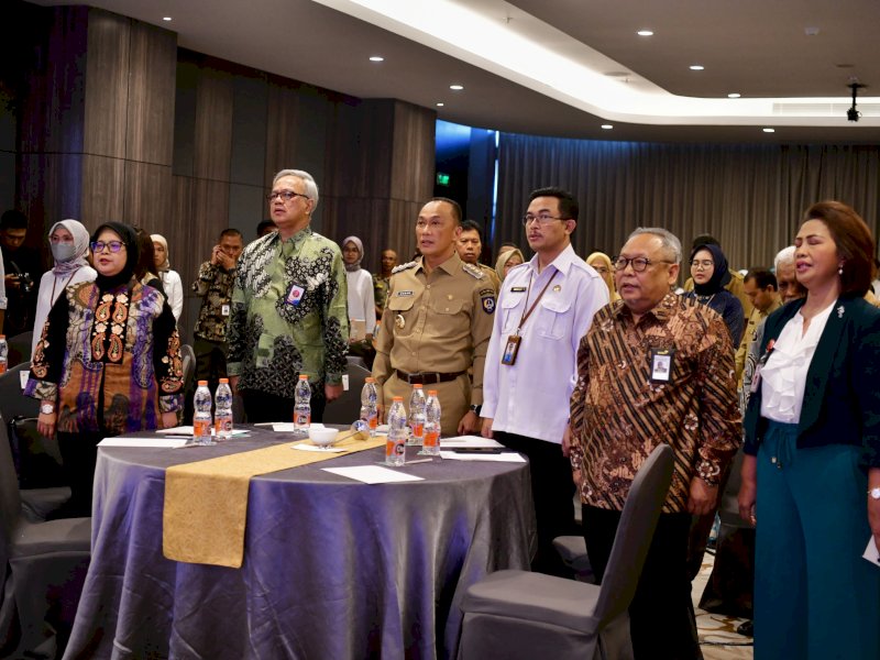 Apel Pagi Virtual Pertama Kali Dilaksanakan di Pemprov Sulsel, Prof Zudan Kembali Tekankan Pelayanan Publik Harus Berjalan Baik