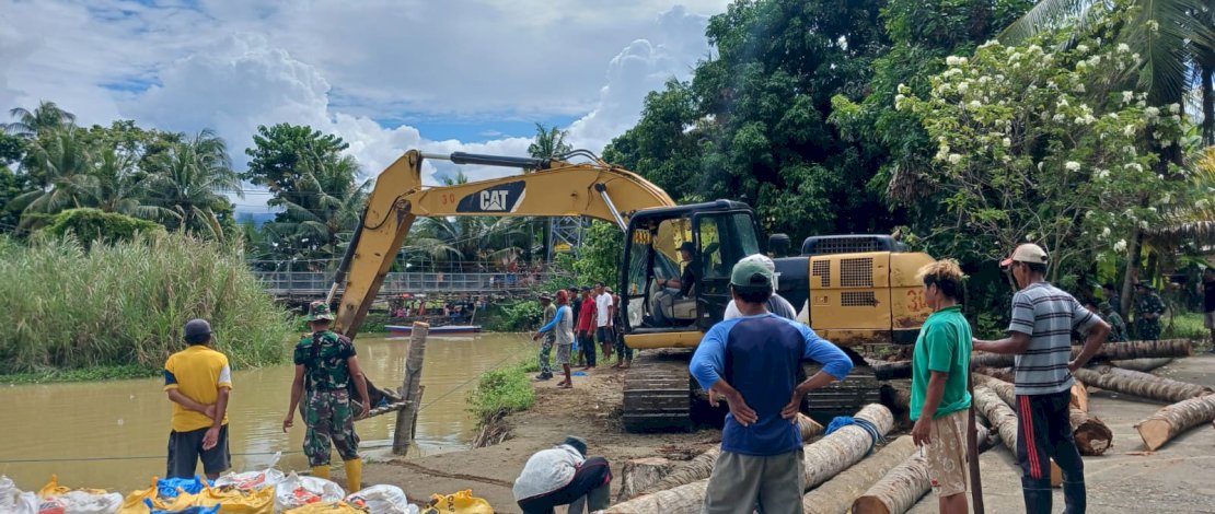 Cegah Bencana, Satgas TMMD Kodim 1403/Palopo Lakukan Peningkatan Tanggul Sungai Kandoa