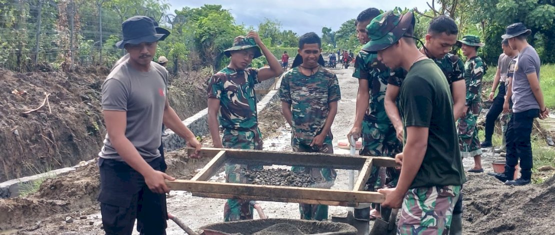 Sinergitas TNI-POLRI dan Masyarakat dalam TMMD di Desa Pammesakang