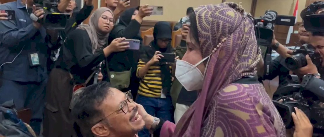 Istri eks Menteri Pertanian (Mentan) Syahrul Yasin Limpo (SYL), Ayunshri Harahap di sidang lanjutan kasus dugaan pemerasan di lingkungan Kementerian Pertanian (Kementan), di Pengadilan Tipikor Jakarta Pusat, Rabu, 29/5/2024. (Foto: Merinda Faradianti/Forum Keadilan) Istri eks Menteri Pertanian (Mentan) Syahrul Yasin Limpo (SYL), Ayunshri Harahap di sidang lanjutan kasus dugaan pemerasan di lingkungan Kementerian Pertanian (Kementan), di Pengadilan Tipikor Jakarta Pusat, Rabu, 29/5/2024. (Foto: Merinda Faradianti/Forum Keadilan)